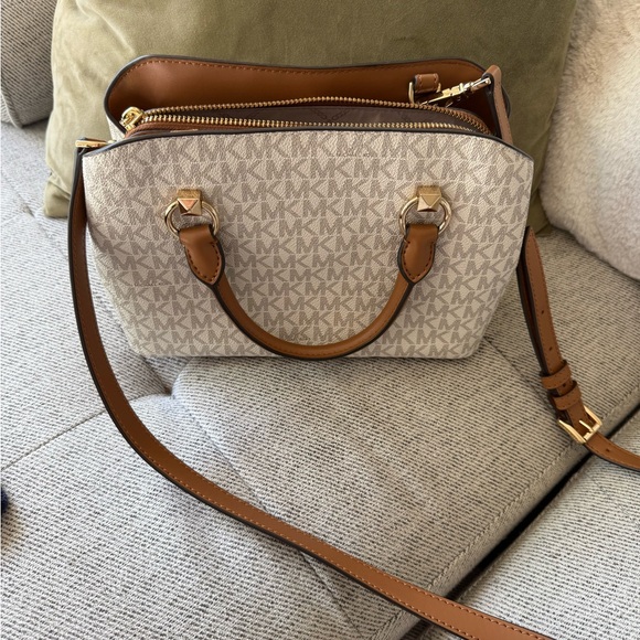 Michael Kors Cream and Brown Satchel - Picture 6 of 8